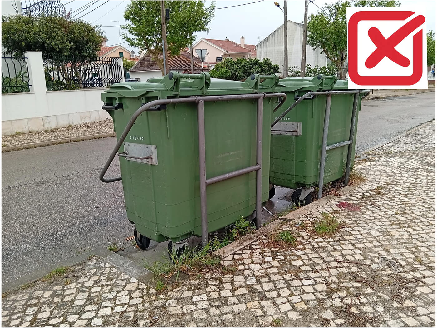 Divisórias tapume para contentores do lixo e eco pontos